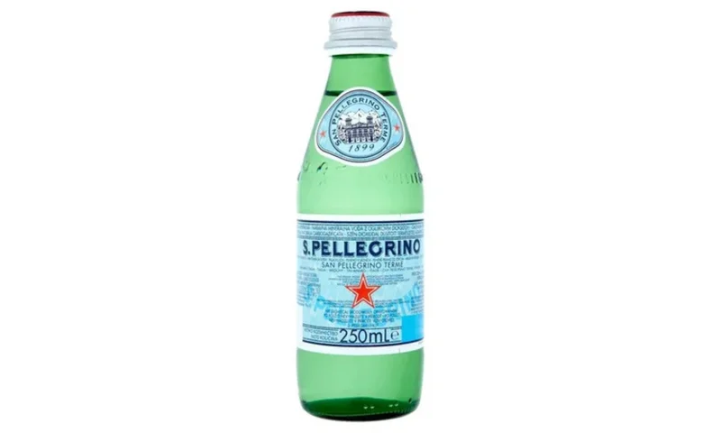 San Pellegrino Szénsavas víz 0,25l 1 San Pellegrino Szénsavas víz 0,25l