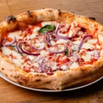 Amatriciana pizza